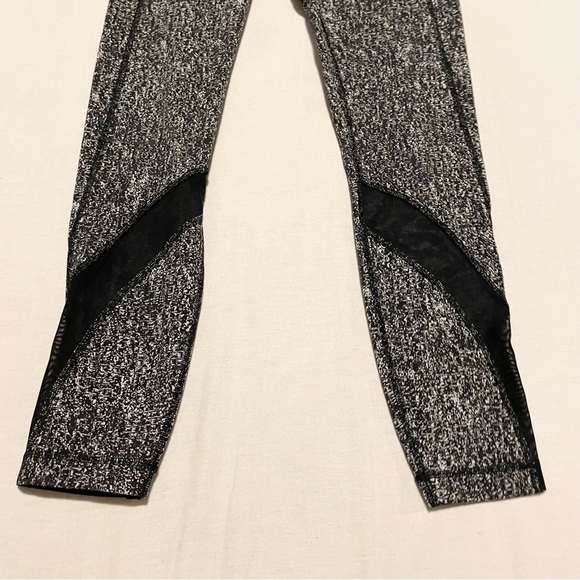 Lululemon Inspire Tight II Power Luxtreme Suited Jacquard Black White Size 6 - Picture 4 of 16